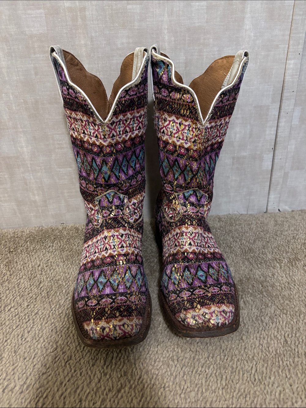 Patterned Women’s Mid-Calf Heeled Boots - Purple Multicolor